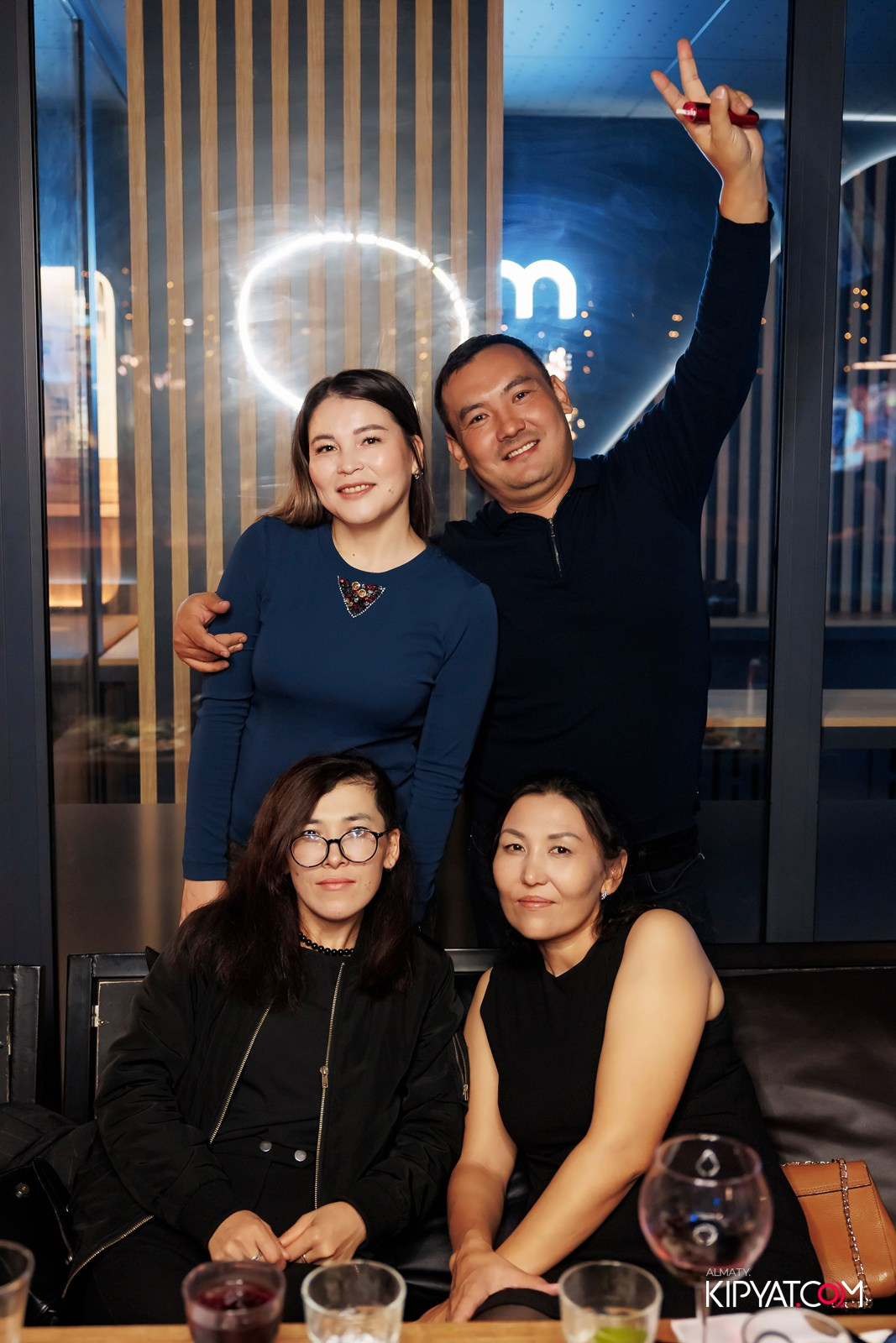 MUNCHEN PUB. КИПЯТКОМ АЛМАТЫ!