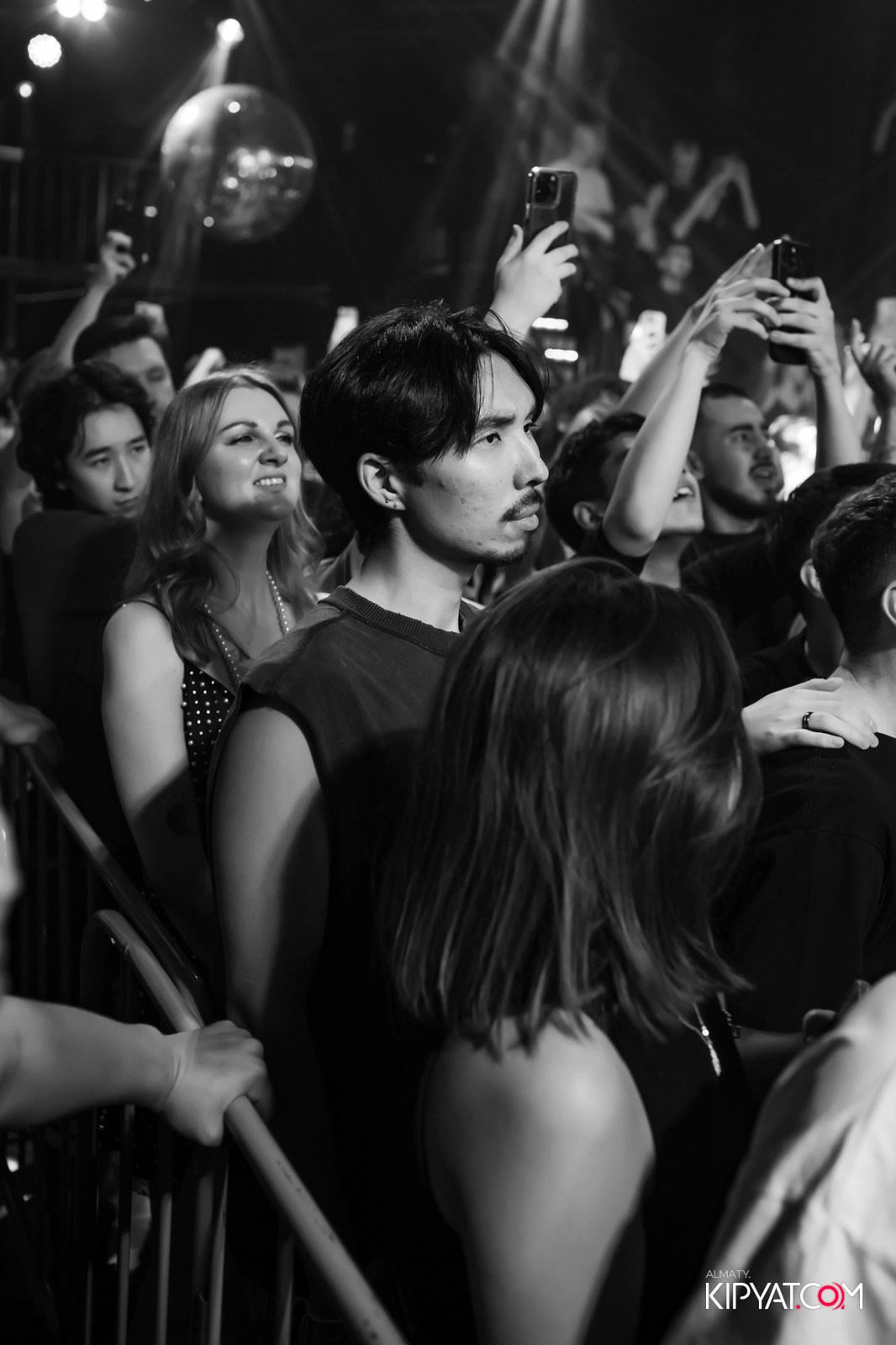 НОЧНОЙ КЛУБ ICON. КИПЯТКОМ АЛМАТЫ!