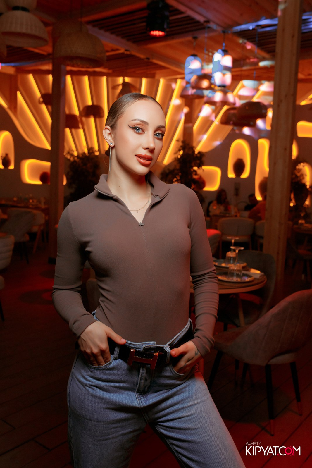 MOOD KARAOKE & TERRACE. КИПЯТКОМ АЛМАТЫ!