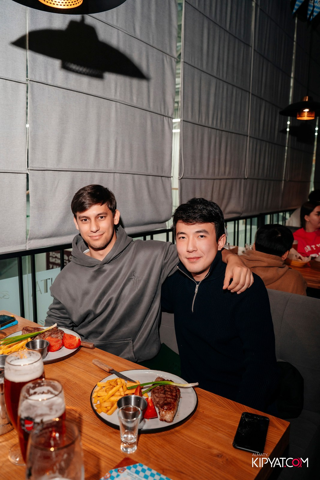 OKTOBERFEST — ПИНТА НУРЛЫ-ТАУ. КИПЯТКОМ АЛМАТЫ!