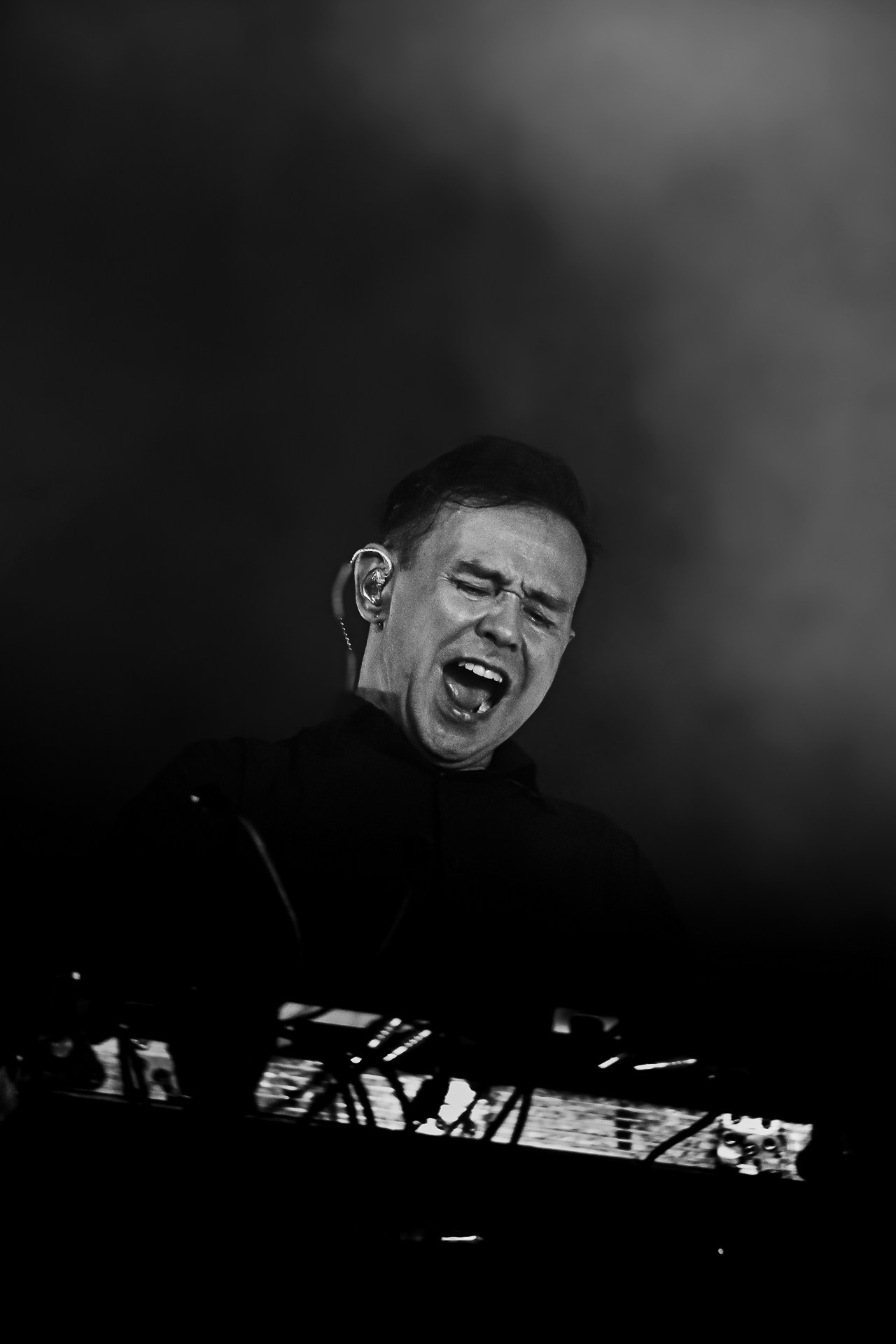 Дельфин. Концерт в Москве 24.10.25, Atmosphere