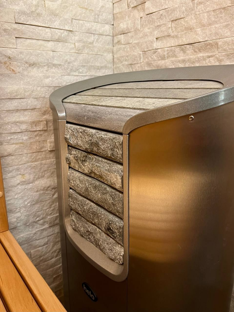 Дизайнерская реечная сауна в Лисьем Носу: уникальная концепция, материалы и оборудование — единственная в своем роде. SaunaTopMasters