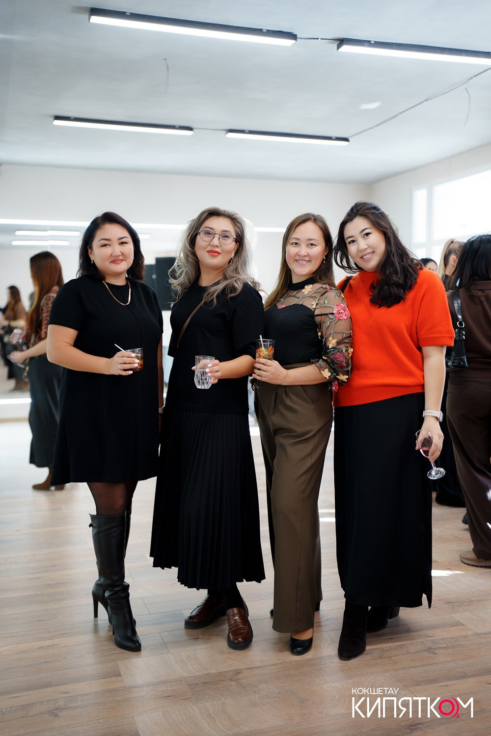 JUFIT ФИТНЕСС ЗАЛ. КИПЯТКОМ КОКШЕТАУ