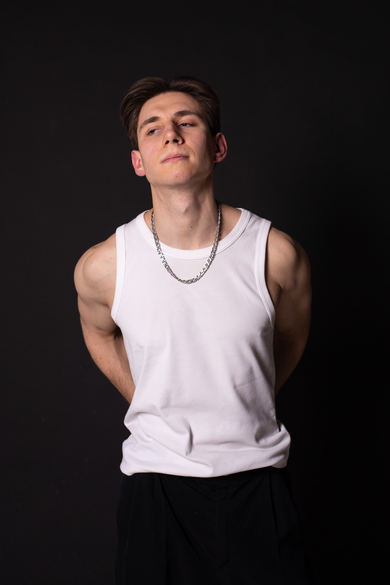 Мужская фотосессия в студии. Фотограф Анастасия Мухитдинова