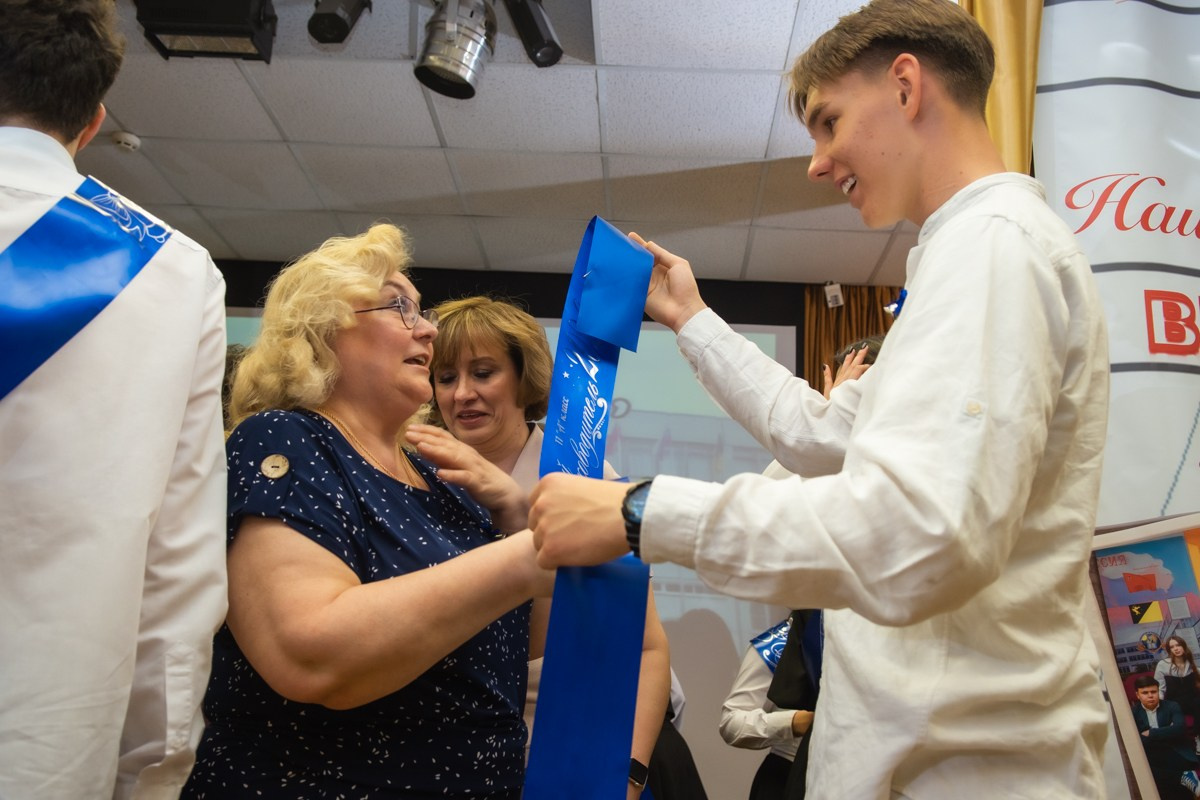 Последний звонок. Выпускные альбомы в Москве и области от Анны Гайдаш