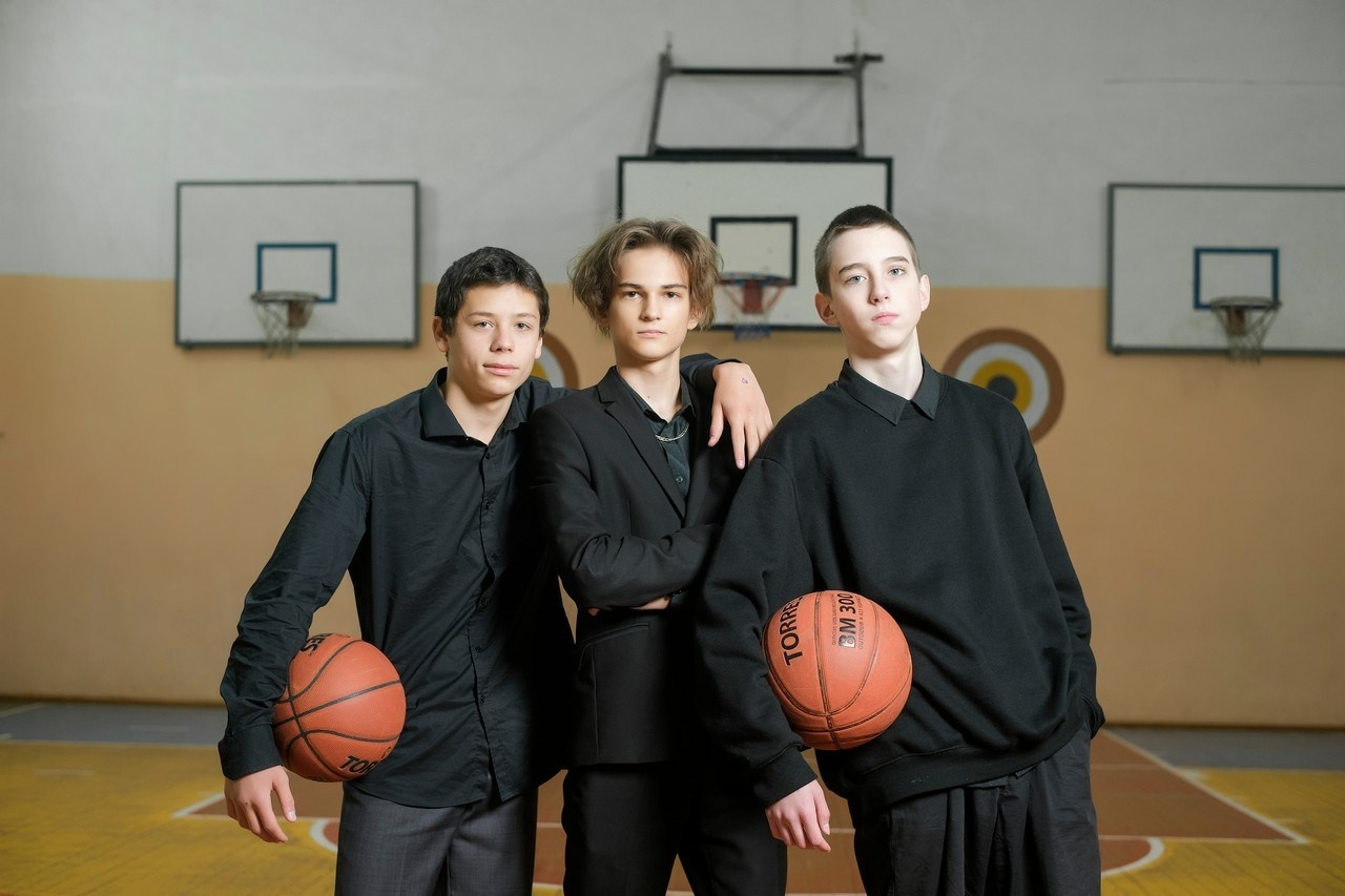 Старшие классы. Фотоальбом для школ и садиков с дополненной реальностью