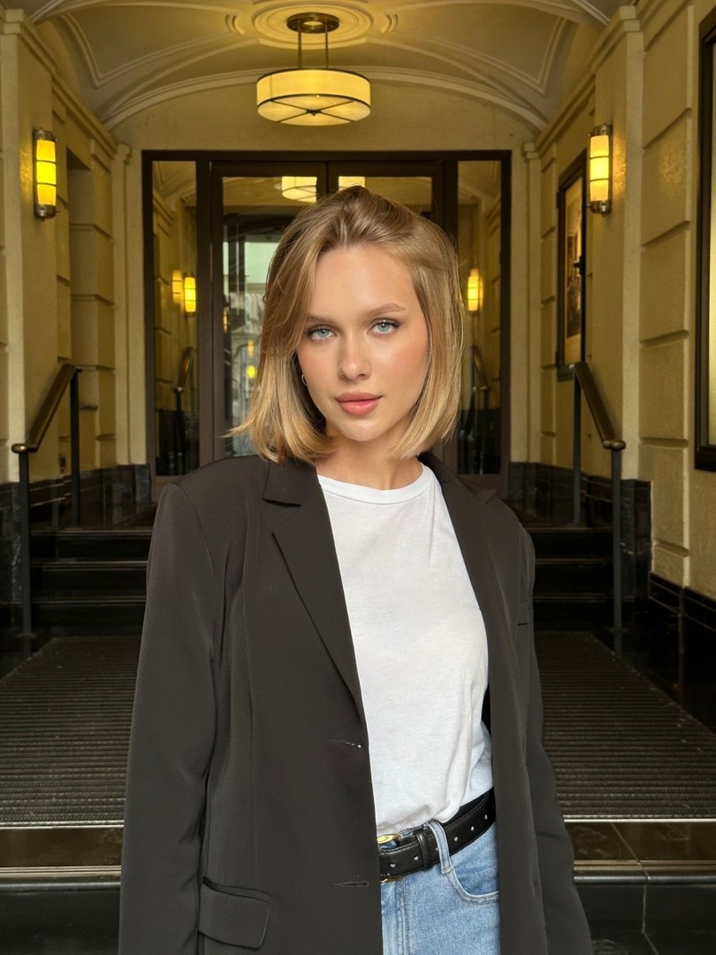 Анастасия, 42-44 р-р, 173 рост. KED Production — продакшн из СПб. Создаём фото, видео и контент, который помогает брендам и селлерам продавать больше