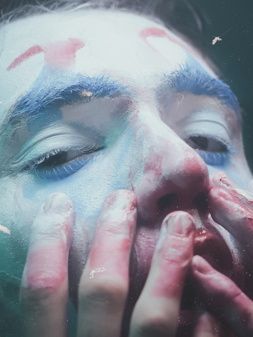 Миша. Больше не греет