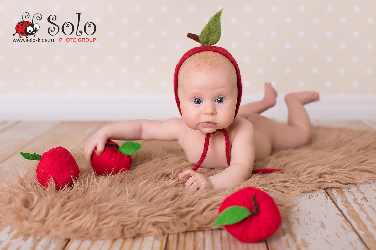Фотографии малышей первого года жизни. Фотограф новорожденных в Екатеринбурге Анастасия Быдзина