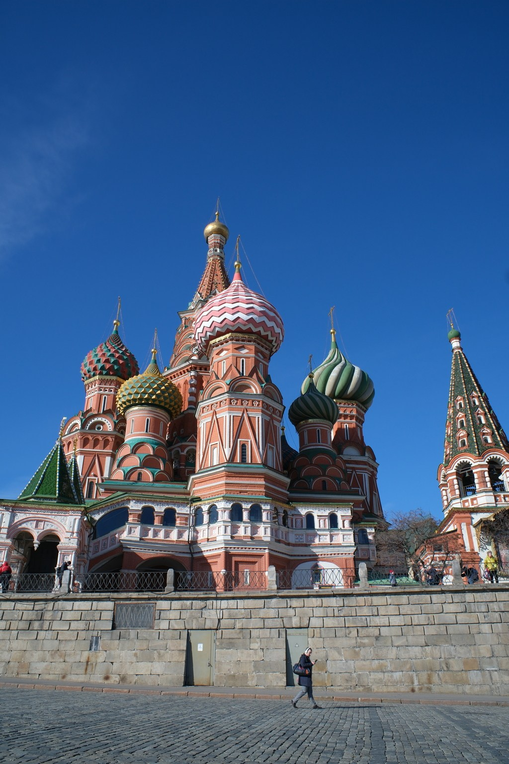 Улица, люди, жизнь…