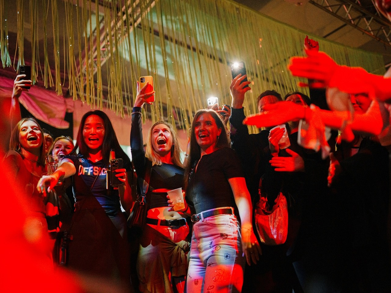 Salute Honey X Union. Коммерческий и репортажный фотограф в Санкт-Петербурге — Туся Сушка