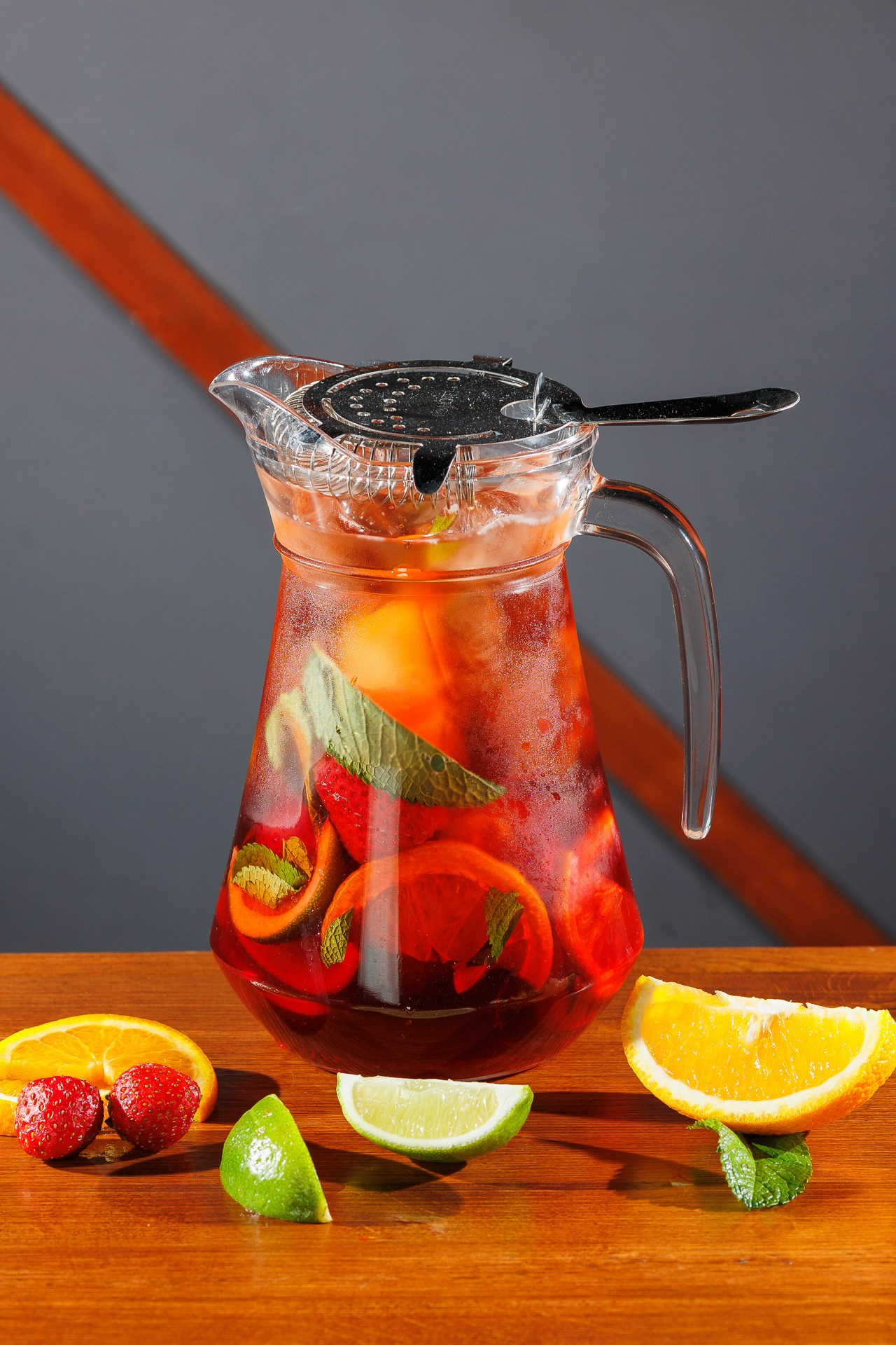 ЭльКрыша. Фотосъёмка для бизнеса — предметное фото, репортаж с мероприятий, портреты людей, съёмка интерьера и экстерьера