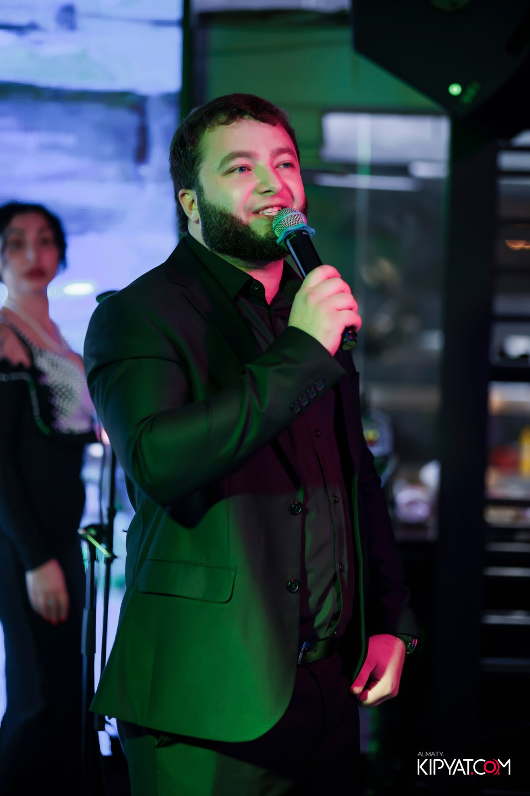 КАВКАЗСКИЙ ВЕЧЕР В ВАХТАНГУРИ. КИПЯТКОМ АЛМАТЫ!