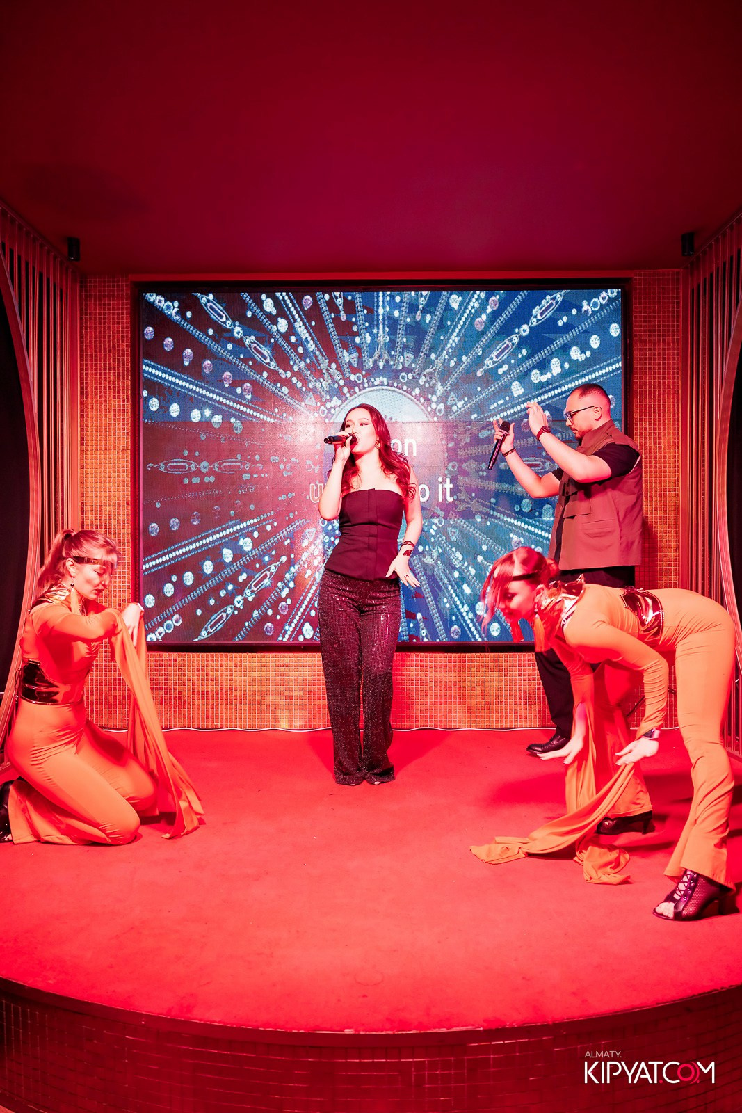 ЗАЯ, НА БИС. КИПЯТКОМ АЛМАТЫ! Фотосъемка мероприятий в Алматы