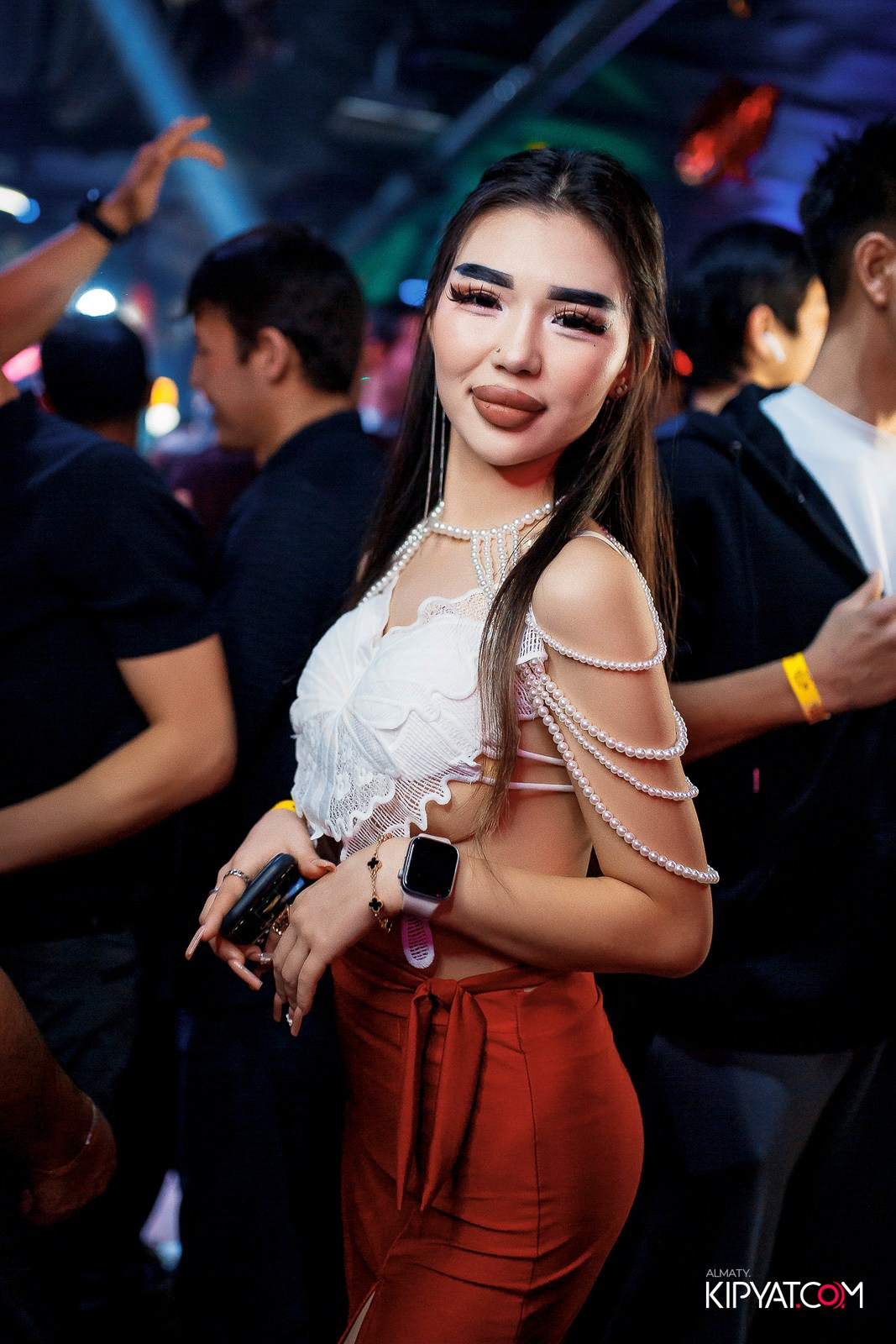 UYAT EMES BAR. КИПЯТКОМ АЛМАТЫ!