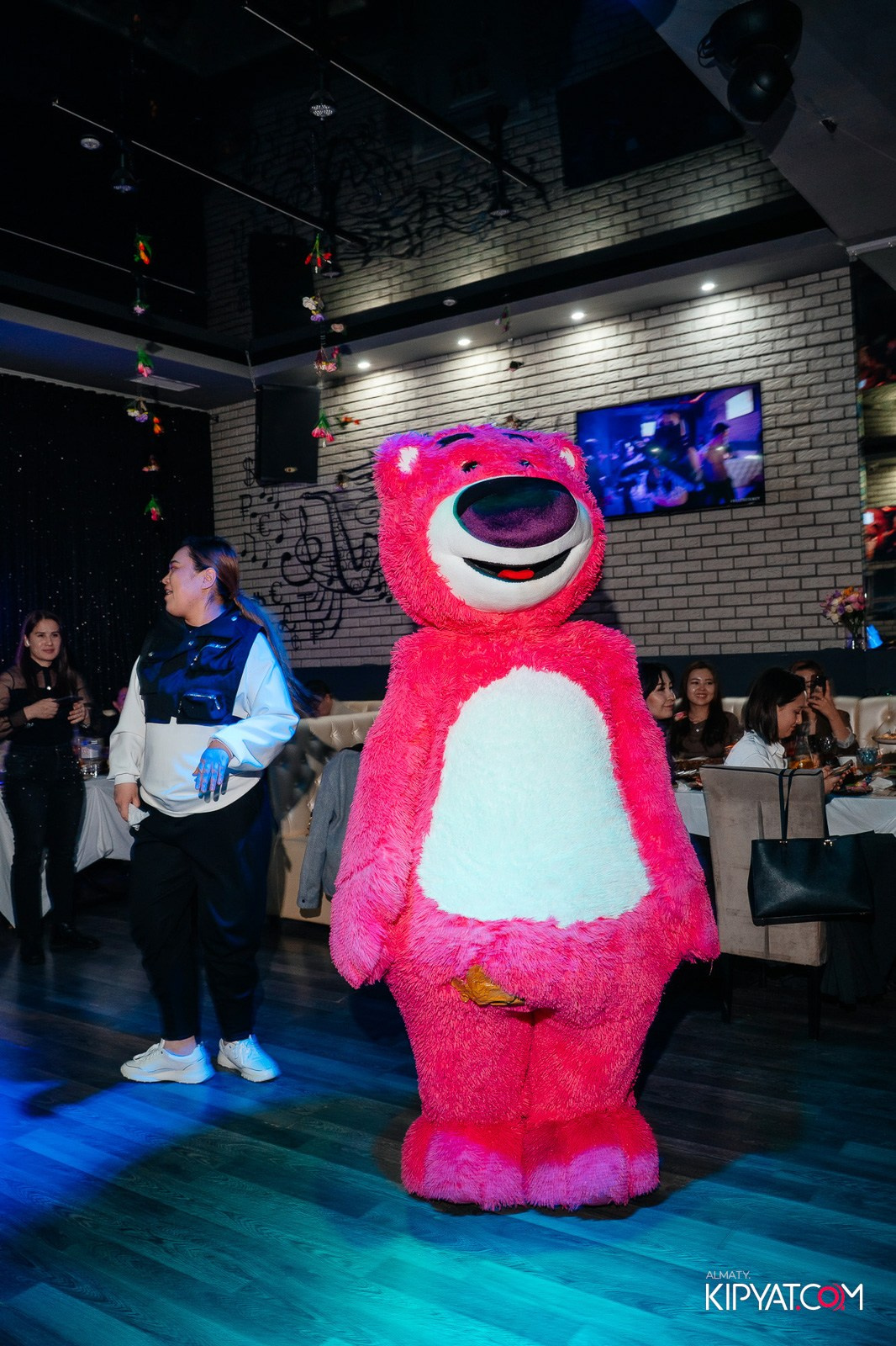 THE WALL STREET. КИПЯТКОМ АЛМАТЫ! Фотосъемка мероприятий в Алматы