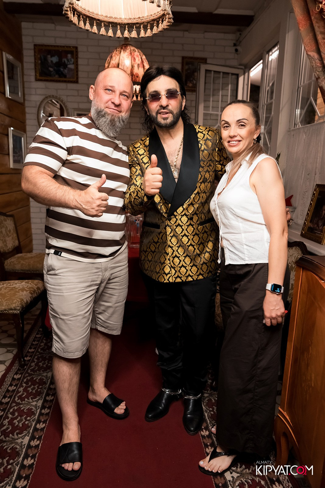 РЕСТОРАН МАРЬИНА РОЩА. КИПЯТКОМ АЛМАТЫ!