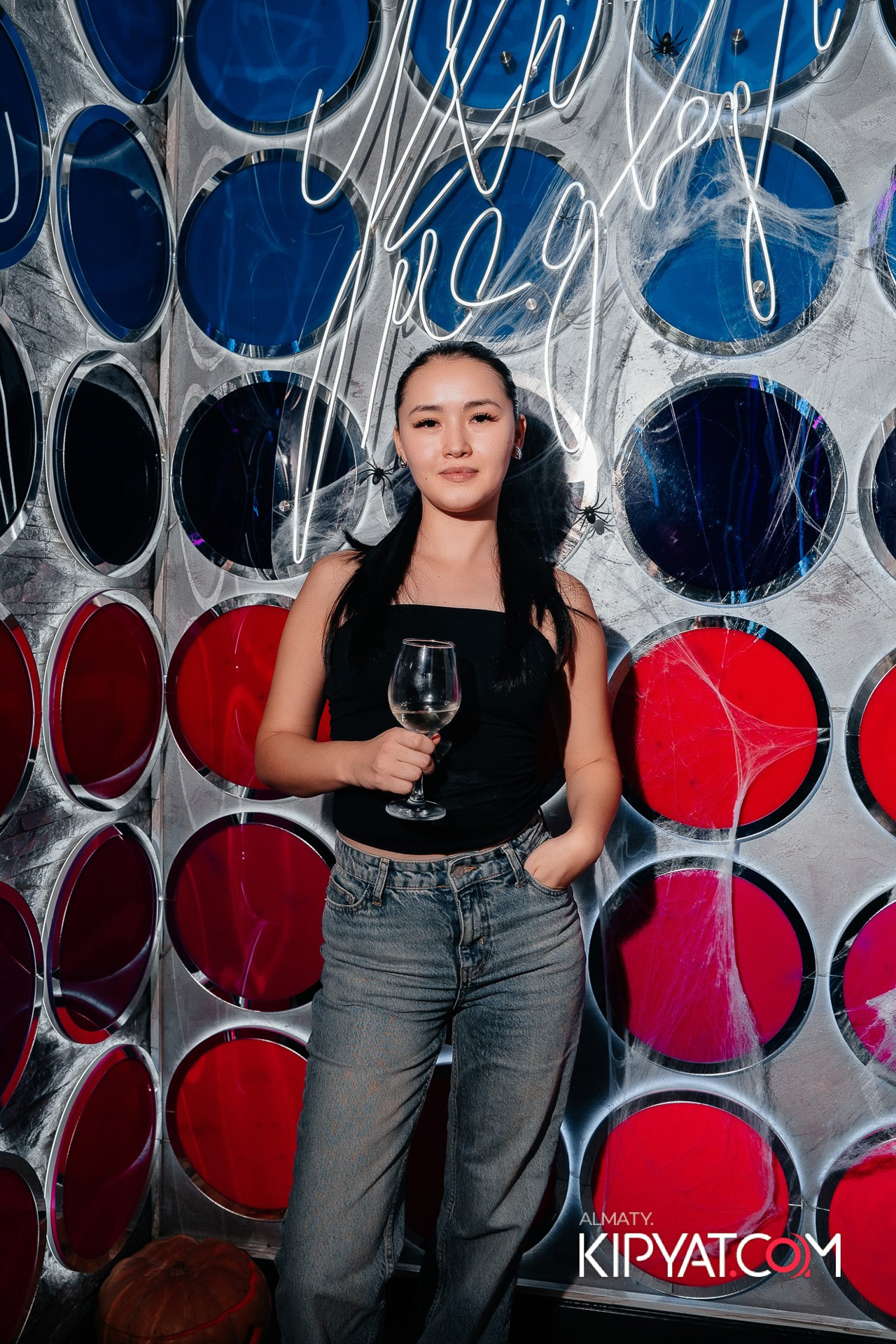 УХО И МЕДВЕДЬ НА ГАГАРИНА. КИПЯТКОМ АЛМАТЫ!