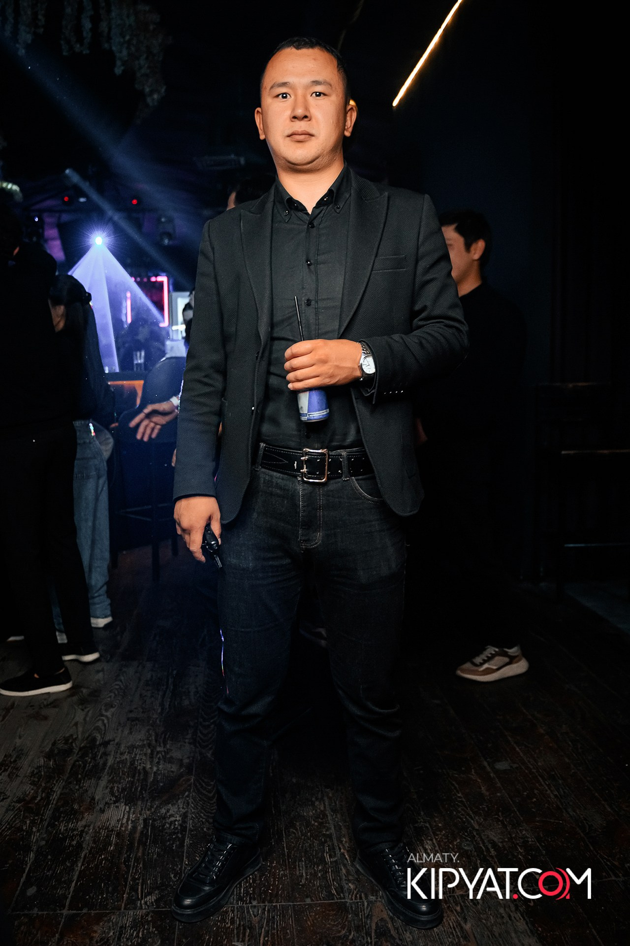 UYAT EMES BAR. КИПЯТКОМ АЛМАТЫ!