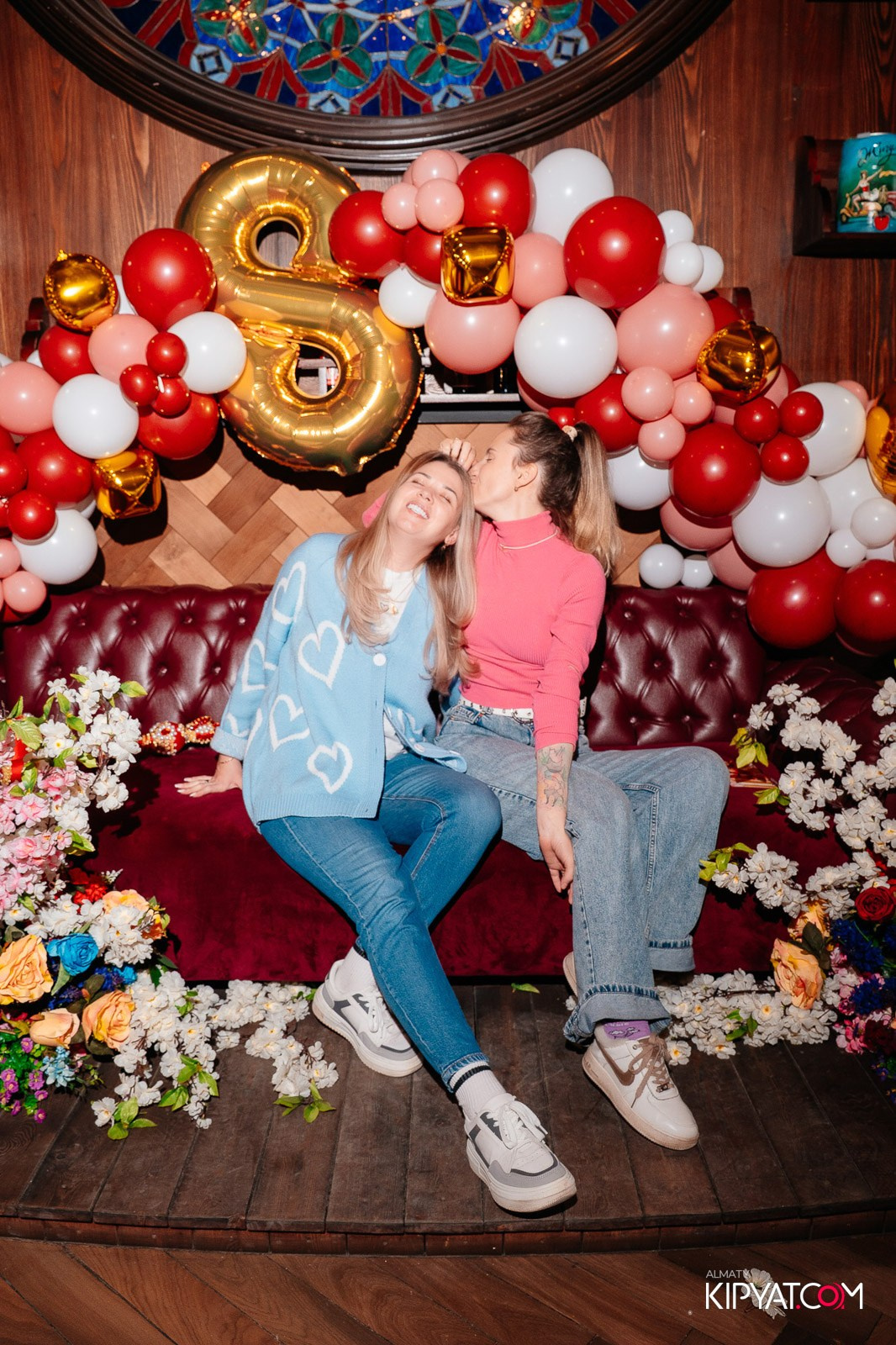 ЖИГУЛИ БАР. КИПЯТКОМ АЛМАТЫ!