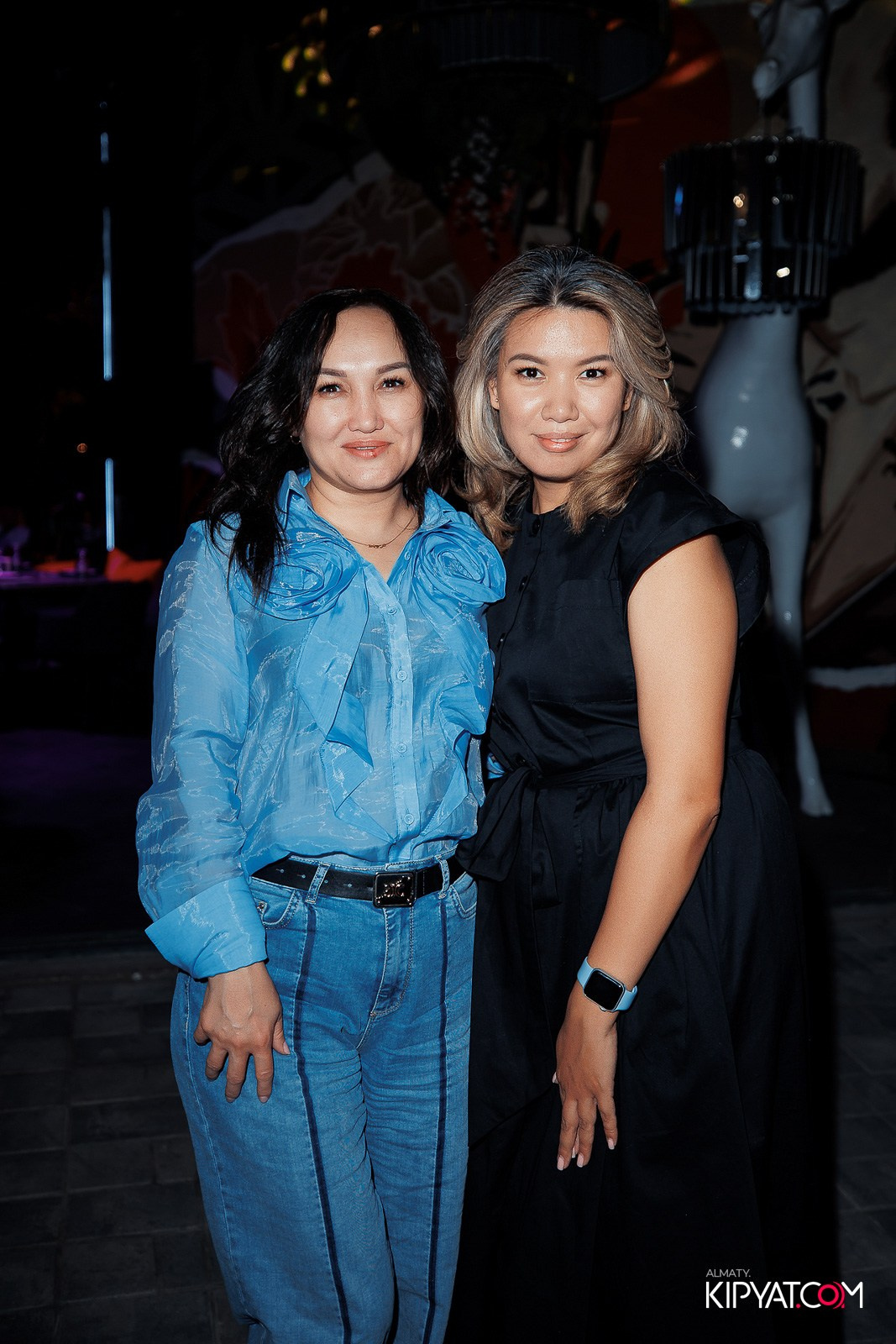 FRIENDS BAR & TERRACE. КИПЯТКОМ АЛМАТЫ!