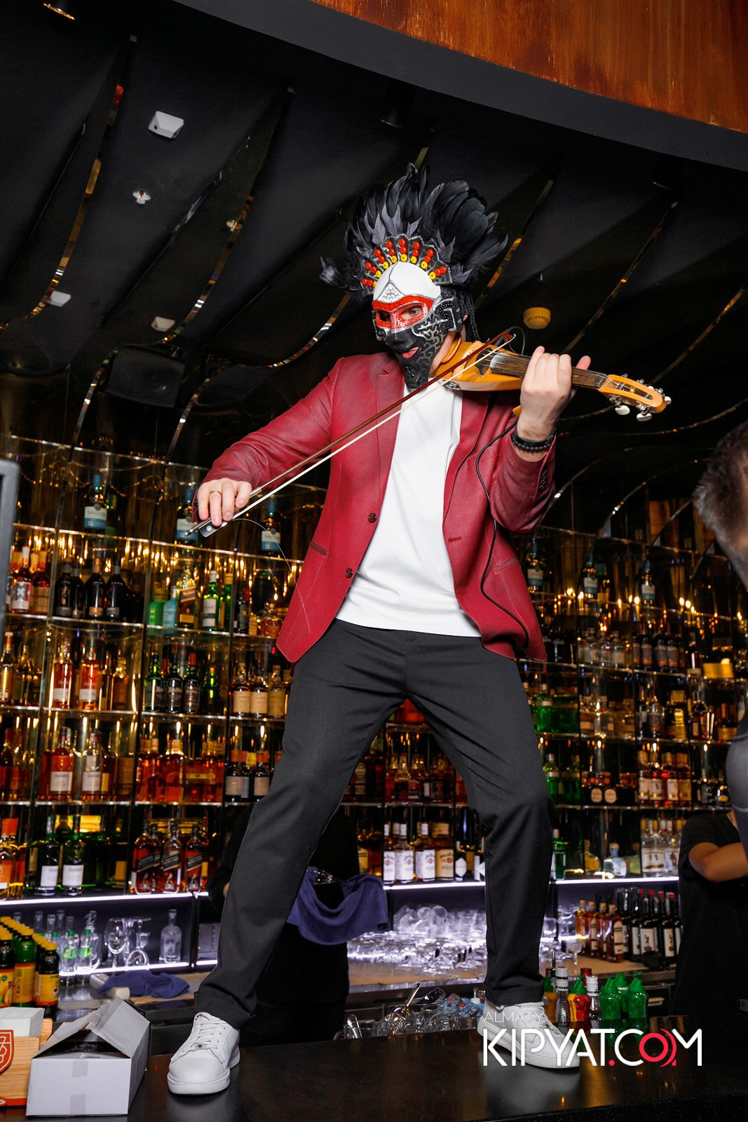 MOOD KARAOKE&TERRACE. КИПЯТКОМ АЛМАТЫ!