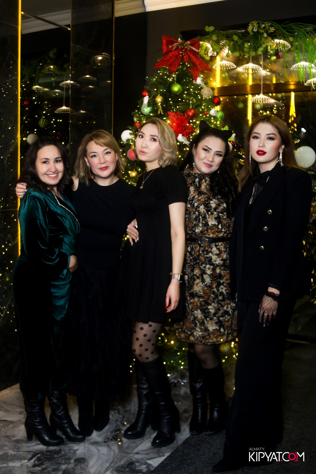 БАР ПАНАЕХАЛИ НА ДОСТЫК. КИПЯТКОМ АЛМАТЫ!