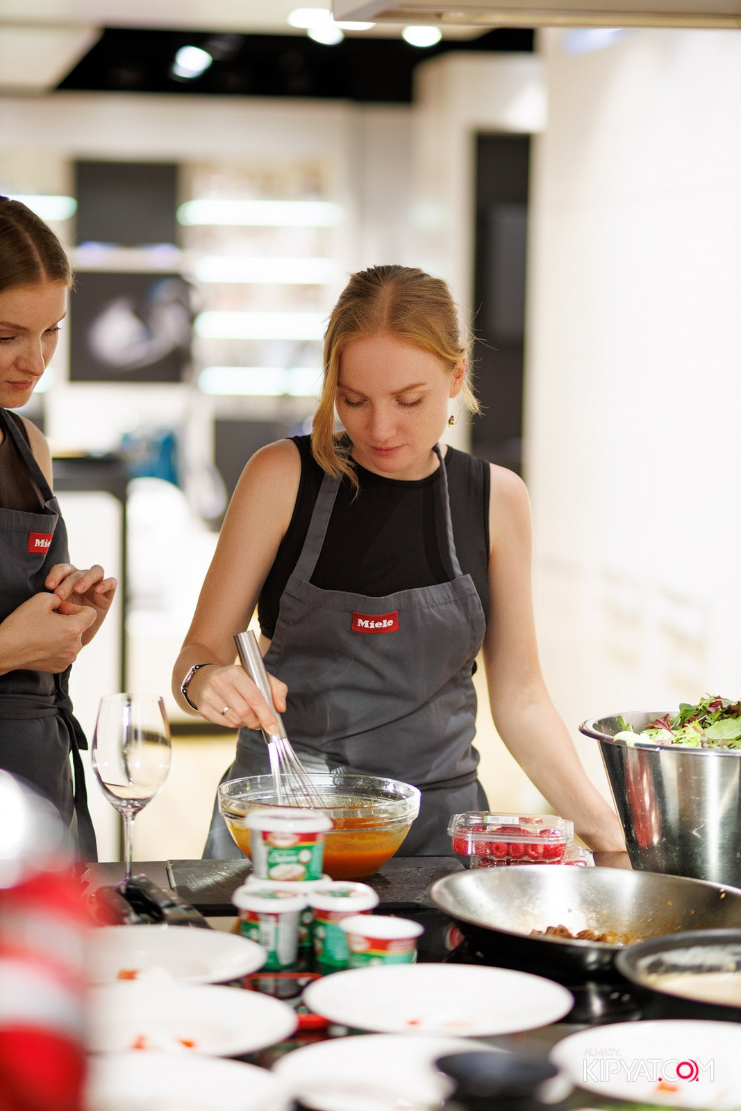 MIELE. КИПЯТКОМ АЛМАТЫ!