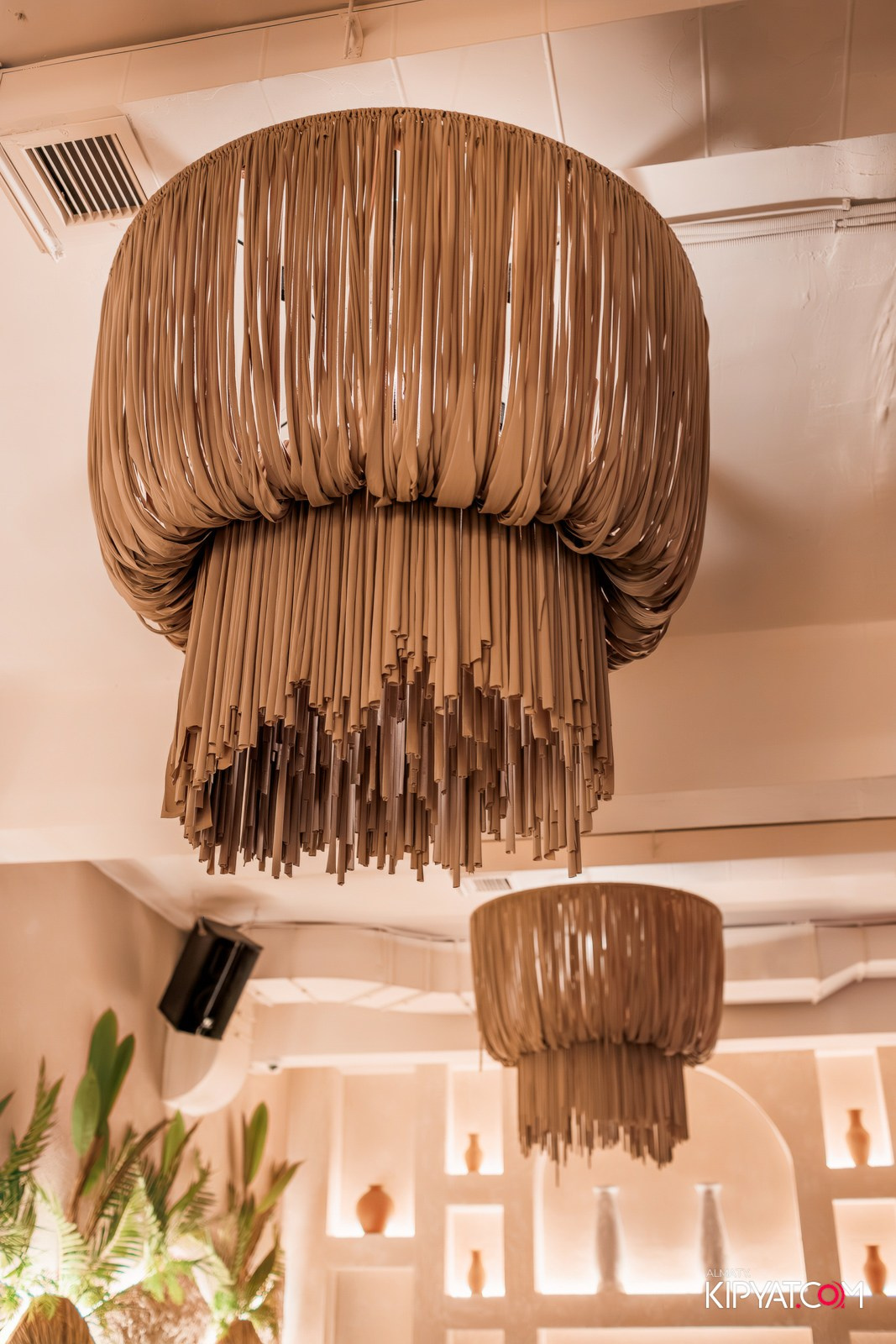 BAY RESTAURANT & BAR. КИПЯТКОМ АЛМАТЫ!