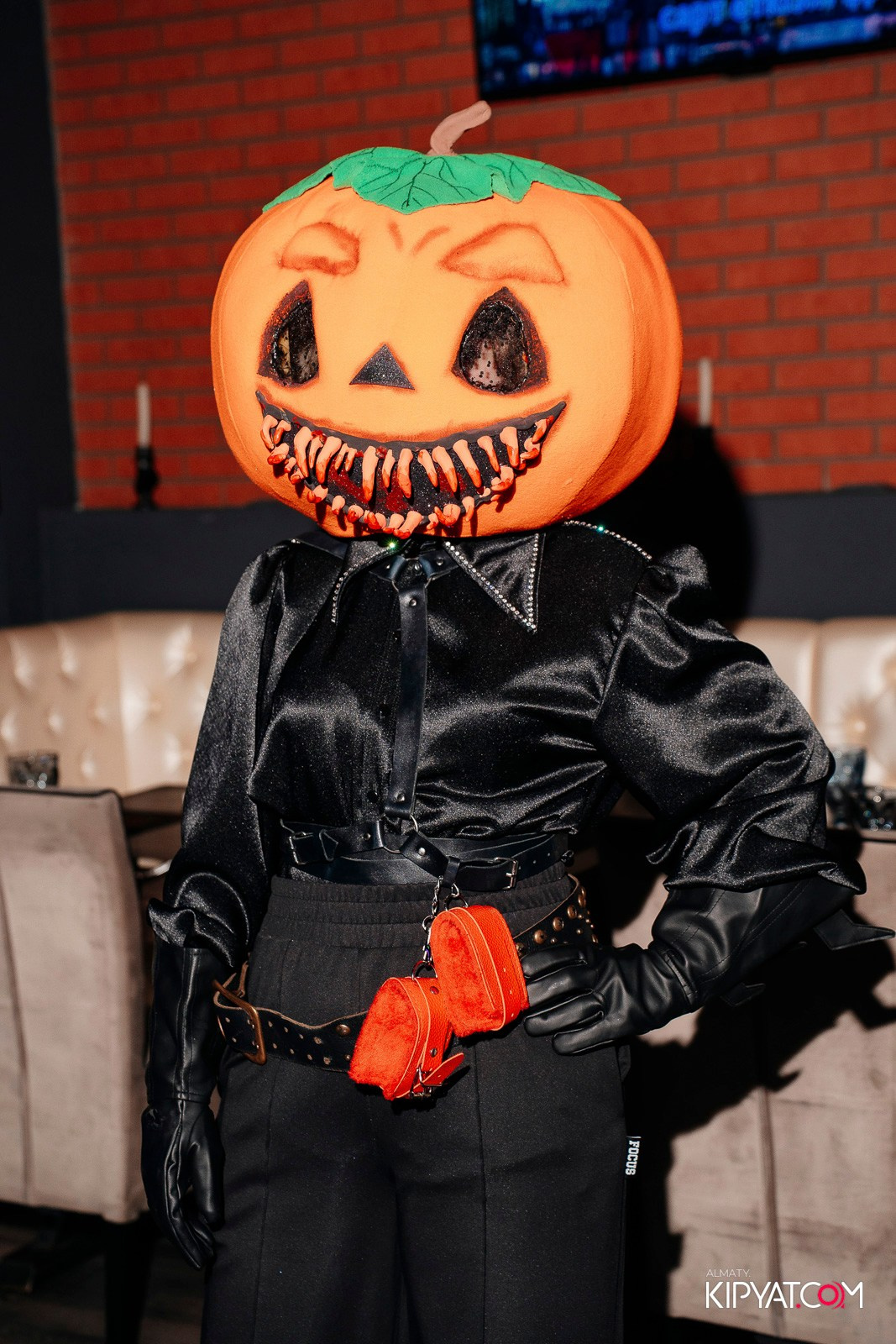 HALLOWEEN PARTY — THE WALL STREET. КИПЯТКОМ АЛМАТЫ!