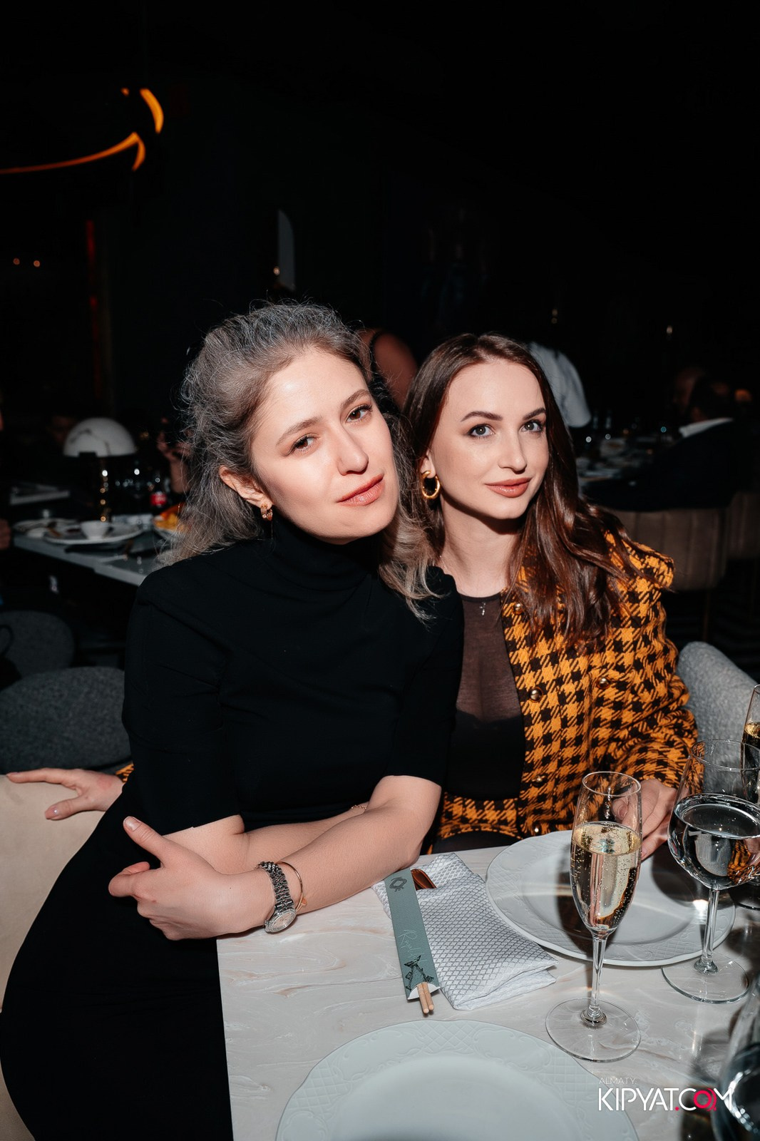 МИХАИЛ ШУФУТИНСКИЙ С СОЛЬНЫМ КОНЦЕРТОМ В QUEEN ALMATY. КИПЯТКОМ АЛМАТЫ!