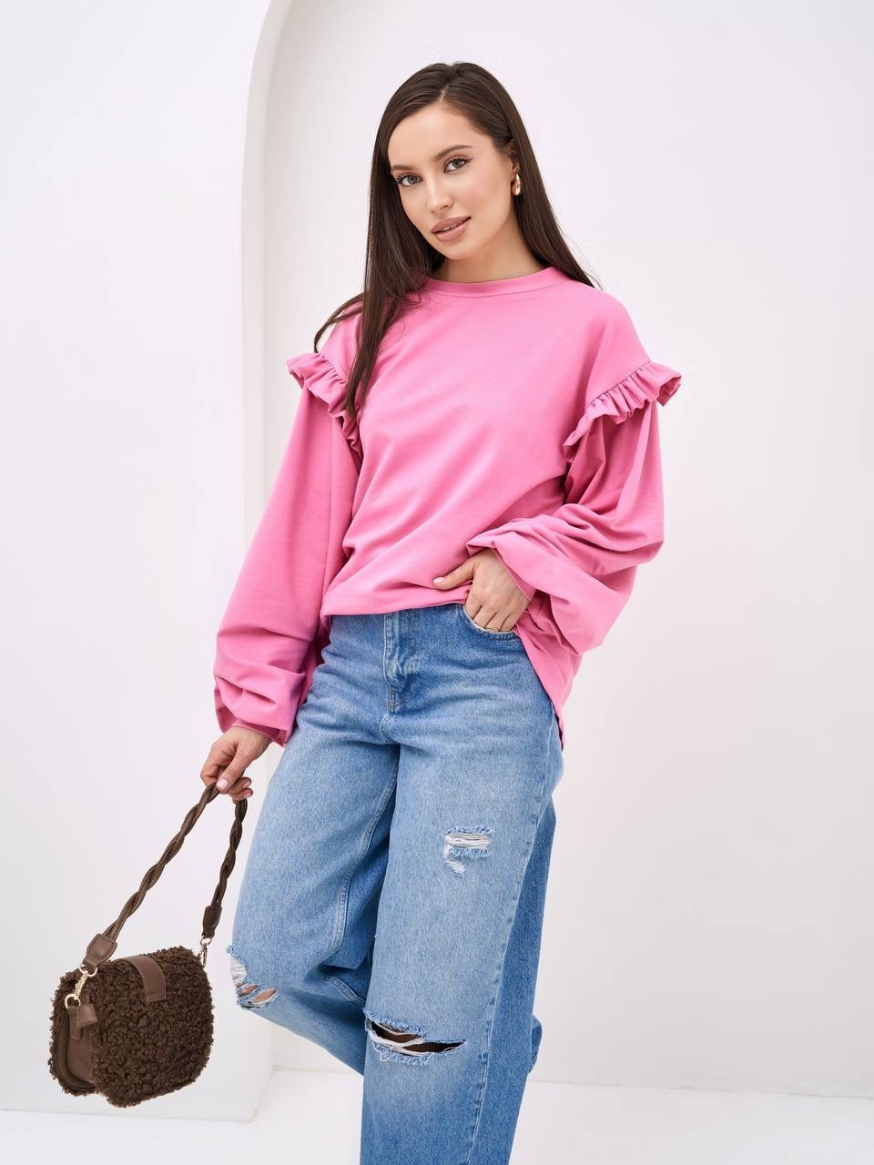 Анастасия, 40-42 р-р, 167 р-р. KED Production — продакшн из СПб. Создаём фото, видео и контент, который помогает брендам и селлерам продавать больше