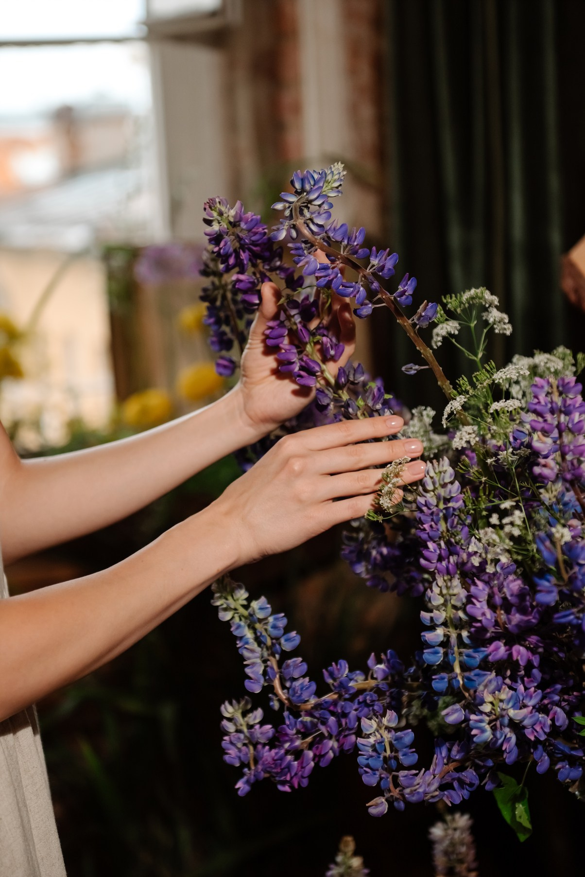 Индивидуальная. С люпинами. Свадебный и сеейный фотограф в Санкт-Петербурге Елена Худякова