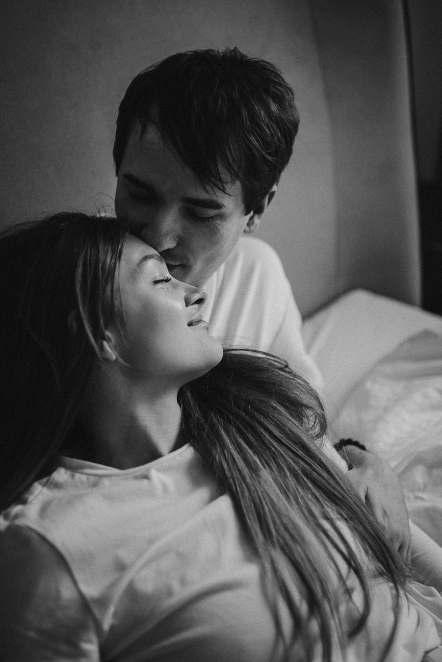 Костя, Яна, Кристина, Леон | дома