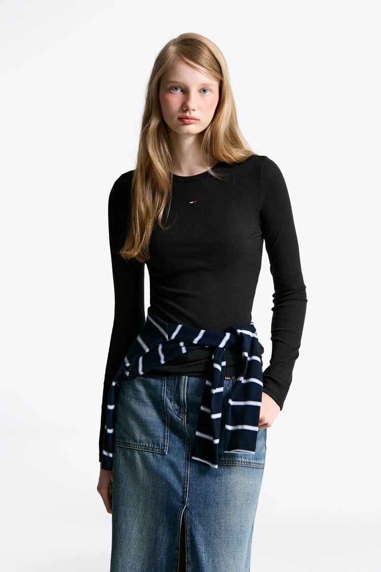 Dasha Glushenkova. DISTINCTIVE MODEL AGENCY. Модельное агентство специализирующиеся на зарубежном плейсменте моделей