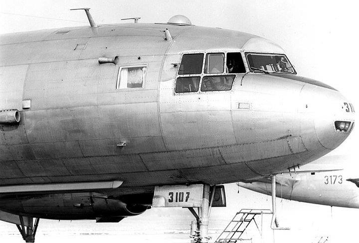 Исторические фотографии. Фотоальбом показывающий увлекательный мир авиации и мир медведей Андрея Иванова