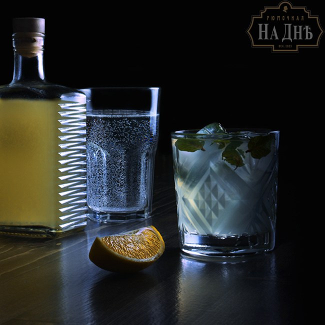 «На Дне» рюмочная. Фотограф Надежда Жемкова. Фотосъёмка, ретушь, фотомонтаж для вас и вашего бизнеса