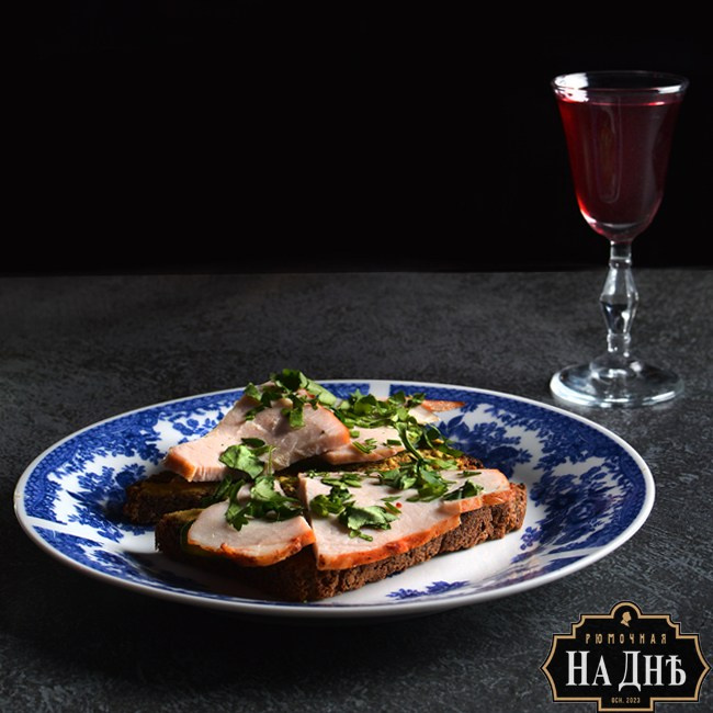 «На Дне» рюмочная. Фотограф Надежда Жемкова. Фотосъёмка, ретушь, фотомонтаж для вас и вашего бизнеса