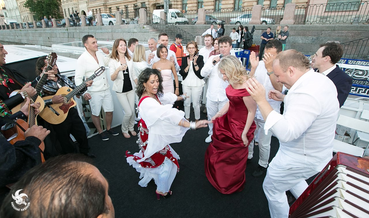 ПРАЗДНИКИ. Николай Казаков. Профессиональный фотограф. Преподаватель фотографии