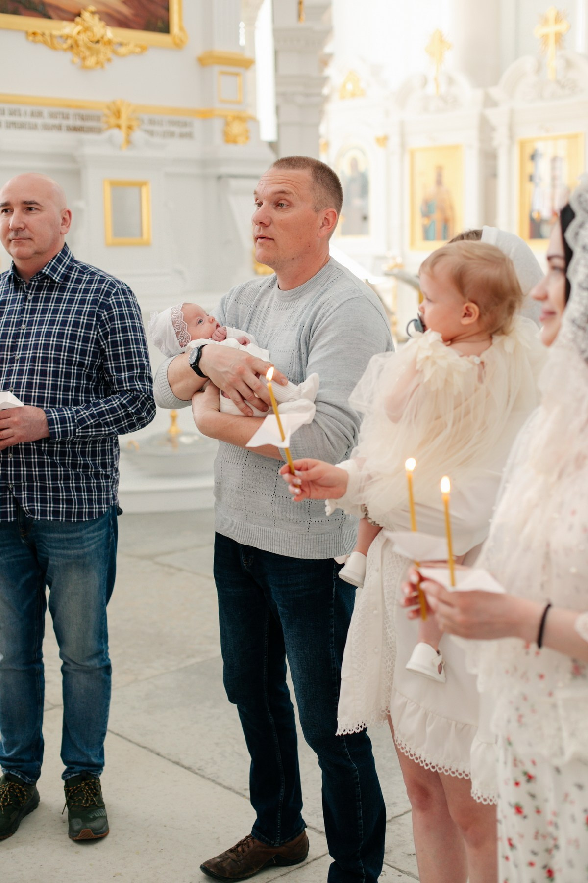 Крещение ребенка в Смольном соборе СПб. Фотограф крещение венчание в Петербурге! Помогает подобрать храм и посоветовал душевного батюшку в СПб