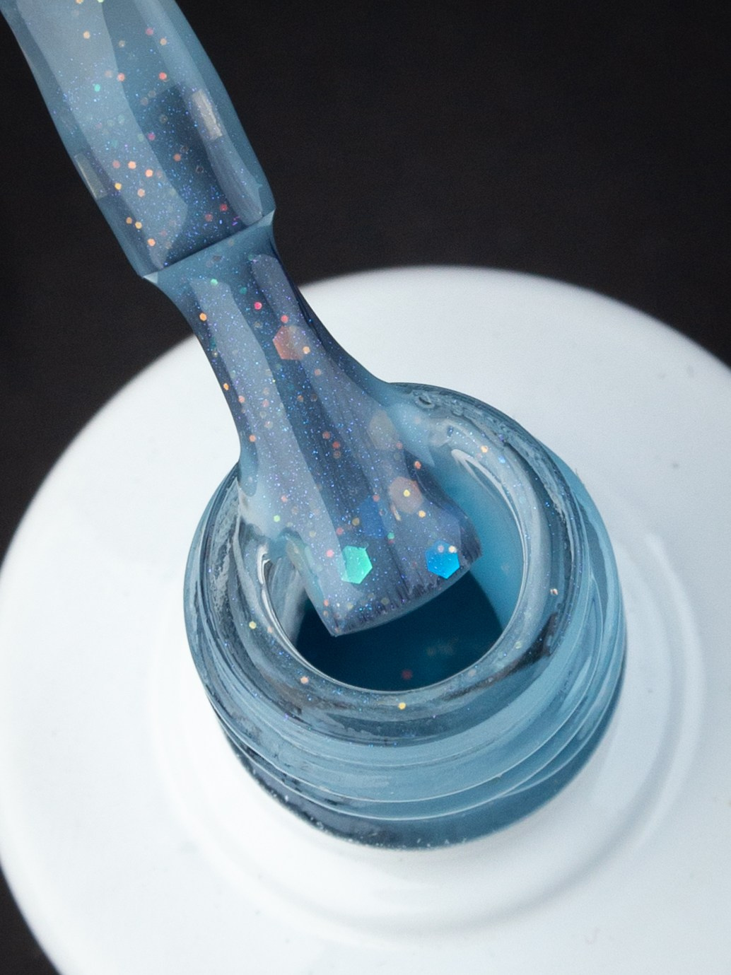 Kira на чёрном. Александр Стряпунин — предметный фотограф в Улан-Удэ