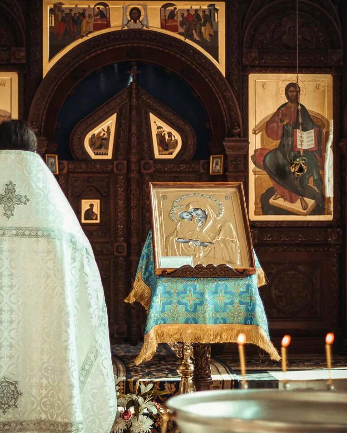 Съемки в храме. Семейный и церковный фотограф в Нефтеюганске