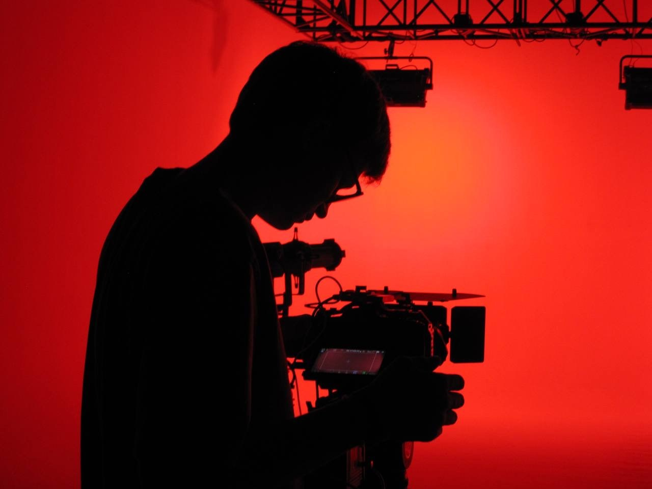 BACKSTAGE GALLERY. «MAK FLAME»