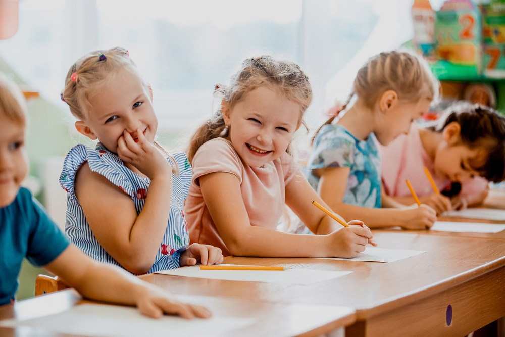выпускные альбомы Йошкар-Ола, выпускные фотокниги Йошкар-Ола, видеосъемка выпускных Йошкар-Ола, выпускной Йошкар-Ола, оператор на выпускной Йошкар-ола, видеограф Йошкар-Ола, фотограф Йошкар-Ола, видеосъемка детских утренников Йошкар-Ола, фотосъемка детских утренников Йошкар-Ола, альбомы Йошкар-Ола, выпускные папки Йошкар-Ола, простые выпускные альбомы Йошкар-Ола, дешевые выпускные альбомы Йошкар-Ола, недорогие выпускные альбомы Йошкар-Ола