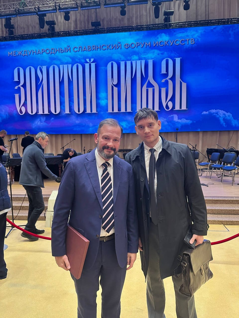 Станислав Щербаков | Авторская журналистика | Кино | Книги о руководителе