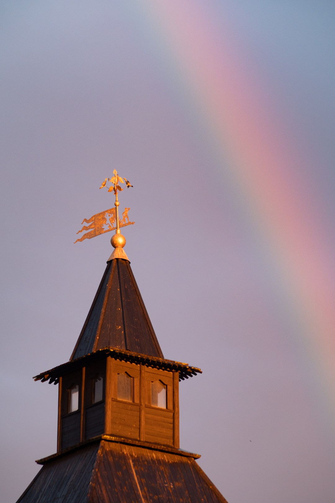 Радуга над башней Тульского кремля