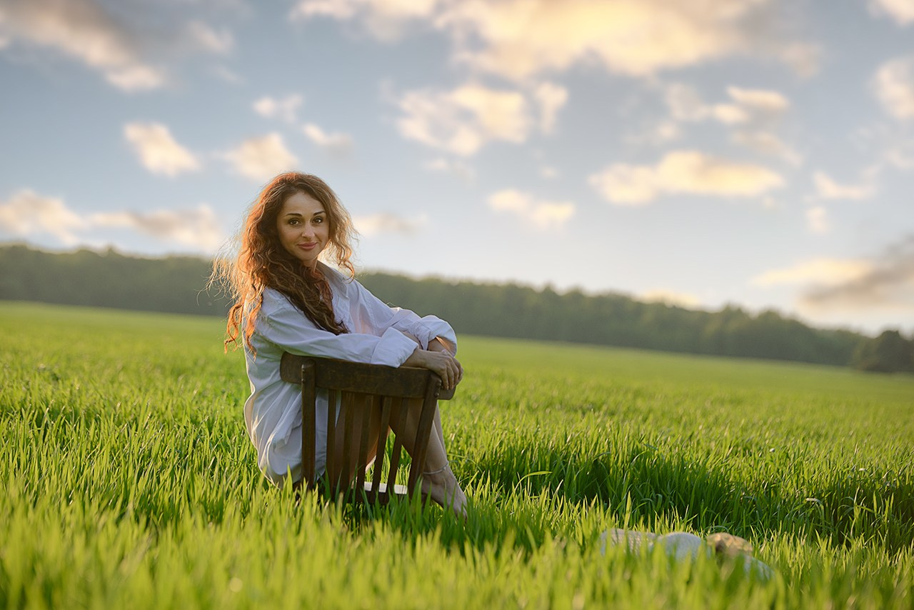 Женский портрет. Летняя прогулка. Фотограф в Юрьев-Польском. Владимире и области. Крышковец Владимир
