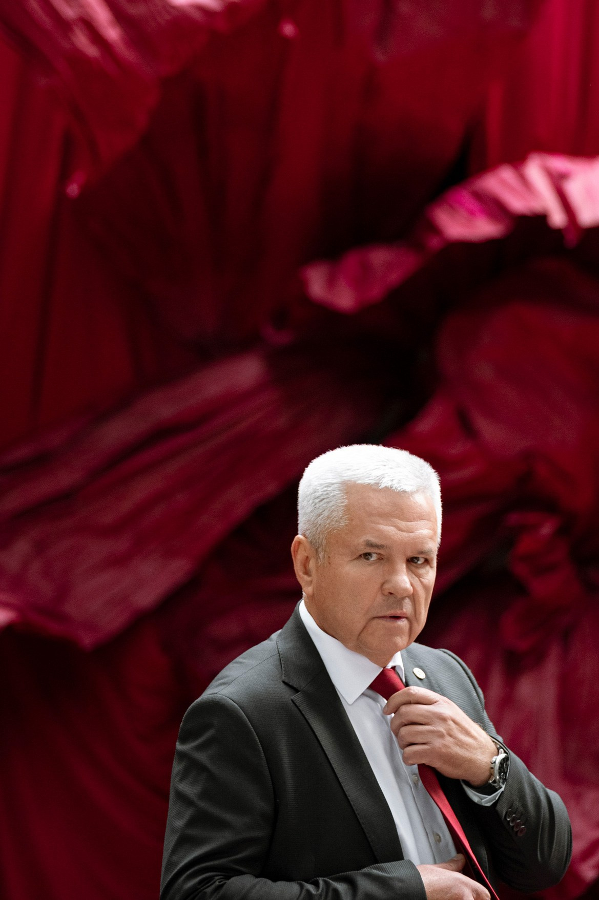 Иван и Софья (Mironova Wedding) — Hide. Фотограф Антон Горин