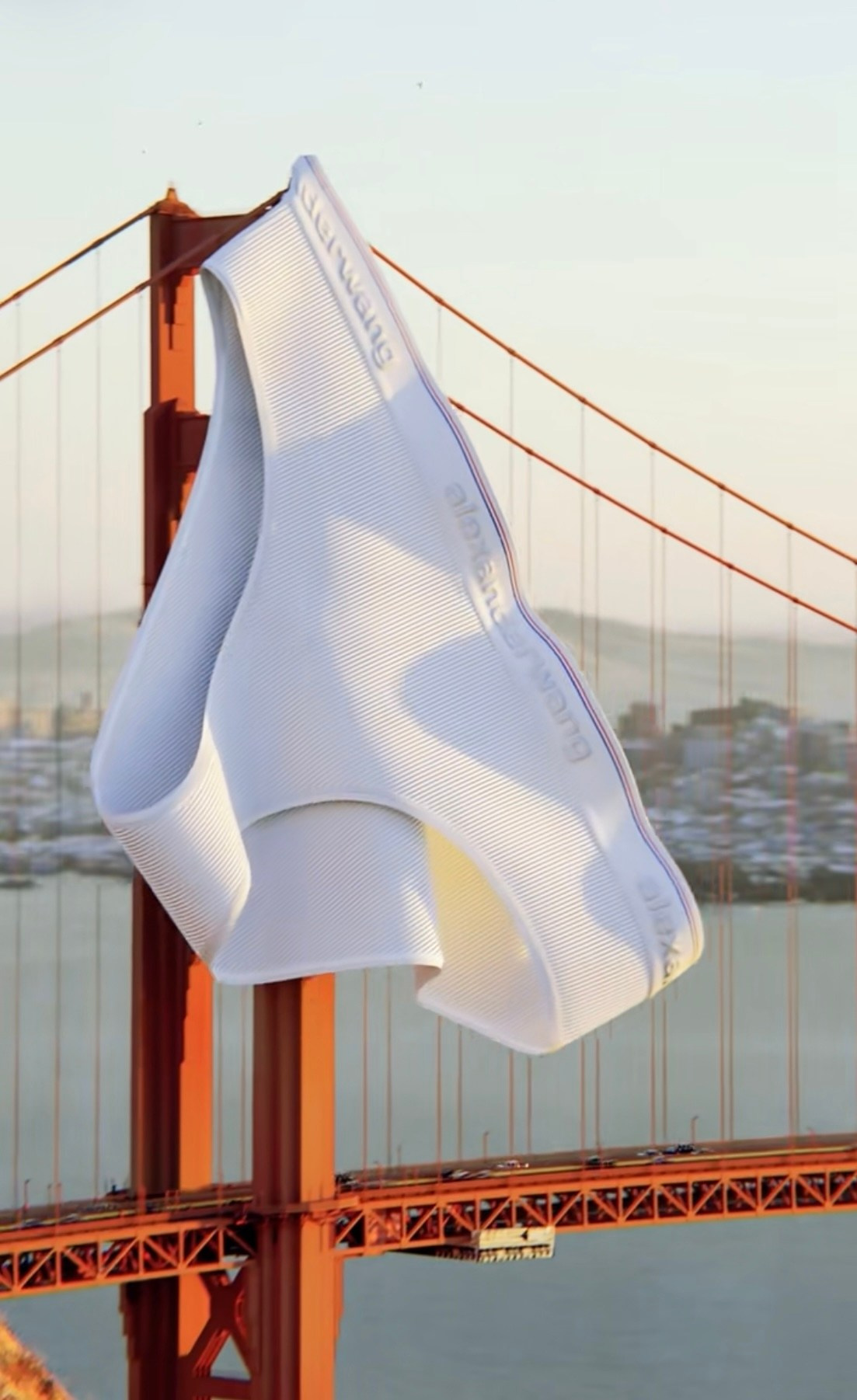 Игра. колода тренды. гиперболизация. Софья Даниленко SMM агентство для экспертов, личных брендов и бизнесов