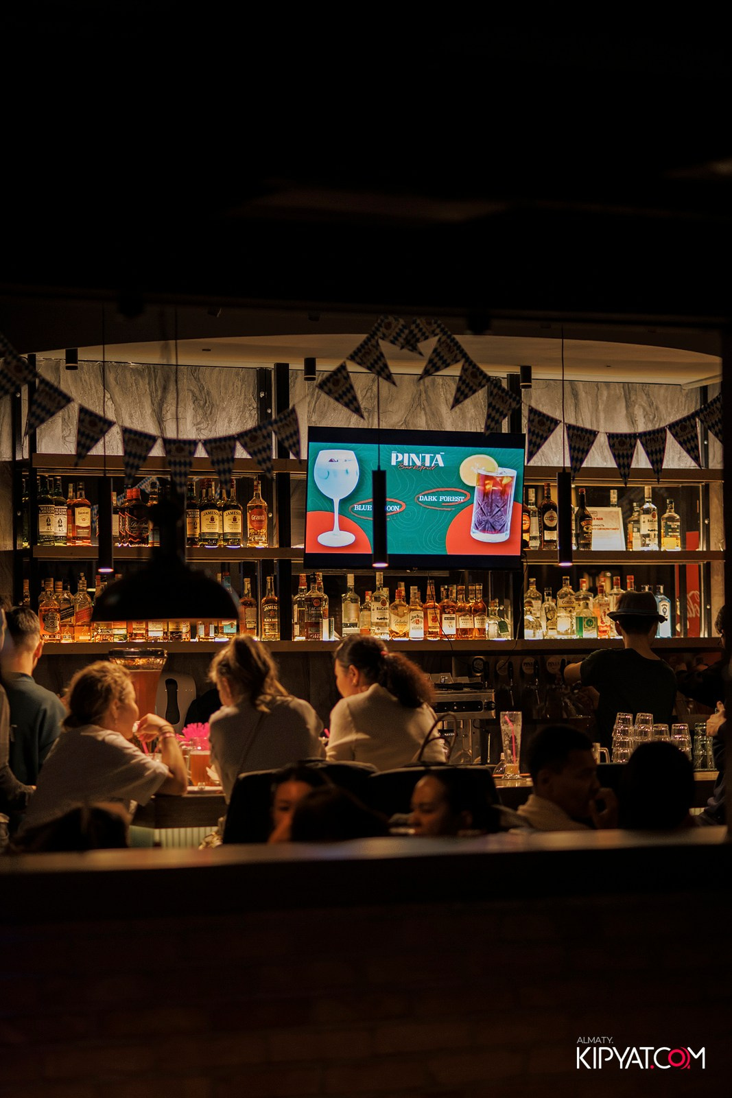 OKTOBERFEST ПИНТА НА АУЭЗОВА. КИПЯТКОМ АЛМАТЫ!